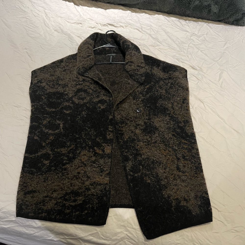 Sarah Pacini sweater wrap. Made in Italy. Like new condition